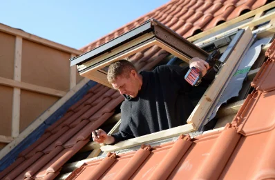 Pose de fenêtres de toit Velux à Bedous